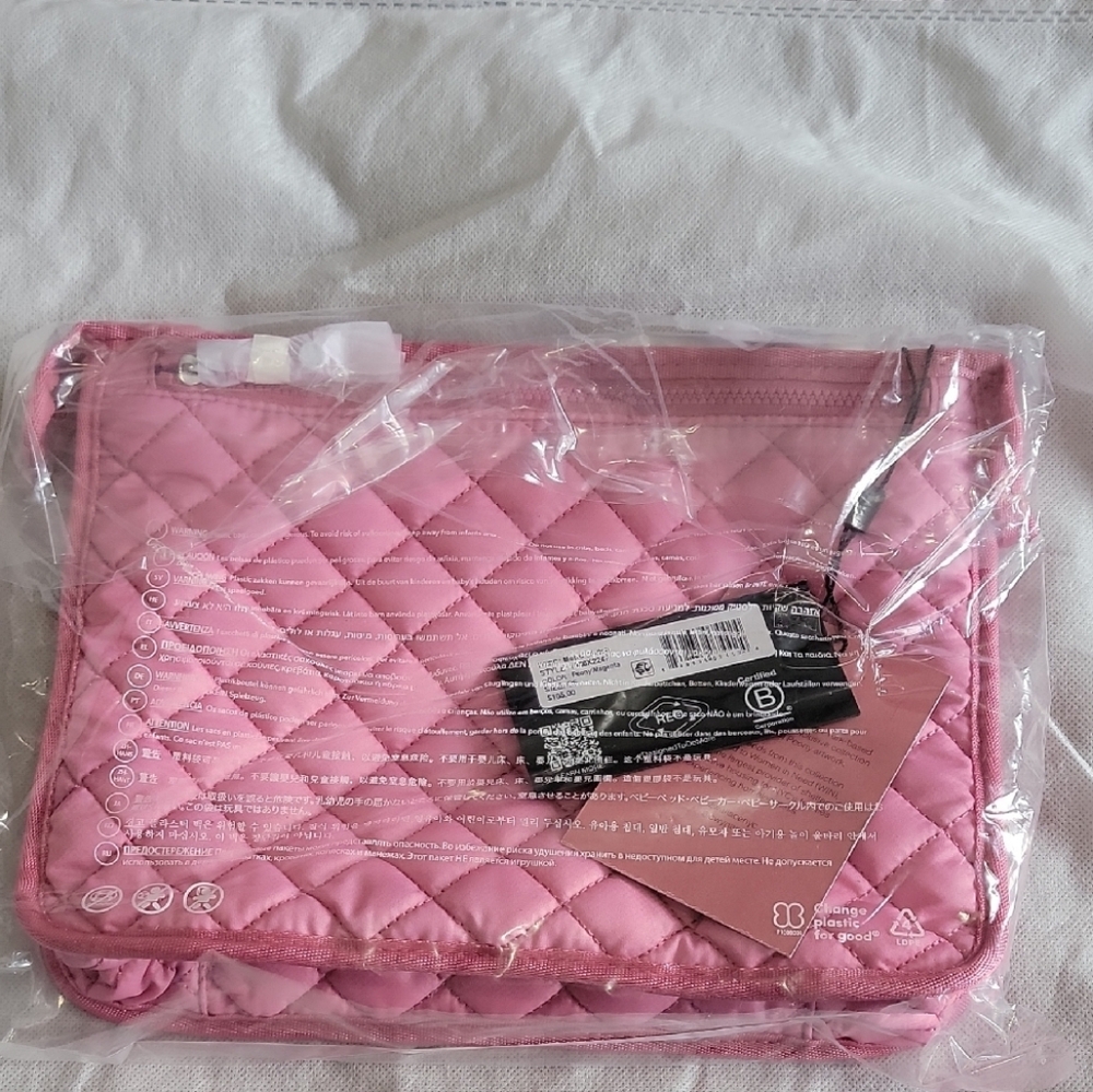 MZW Peony Pink Metro Clutch - Picture 4 of 7